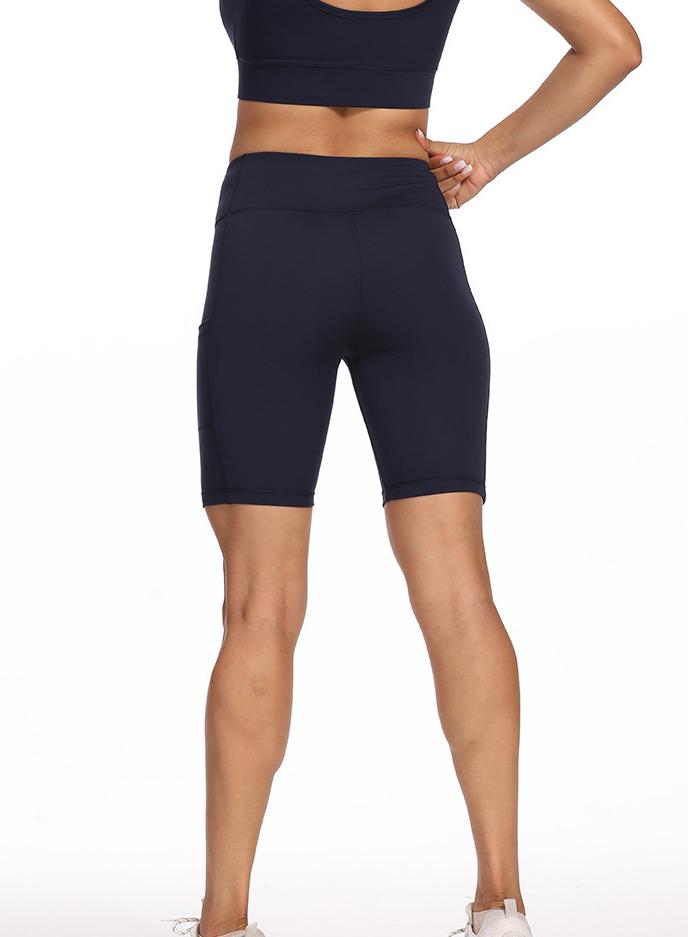 Women Solid Seamless Sports Shorts