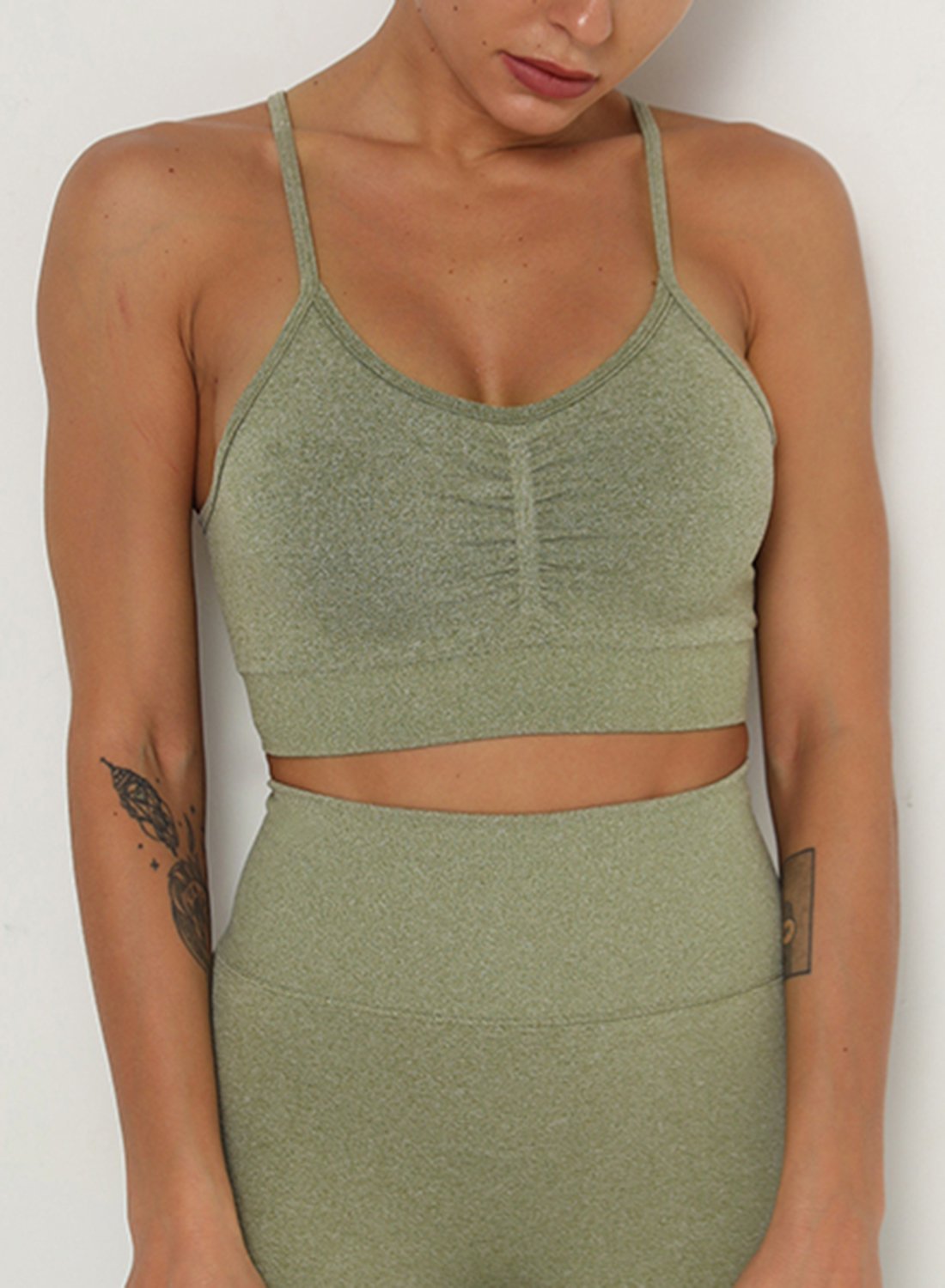 Seamless Low-intensity Exercise Top