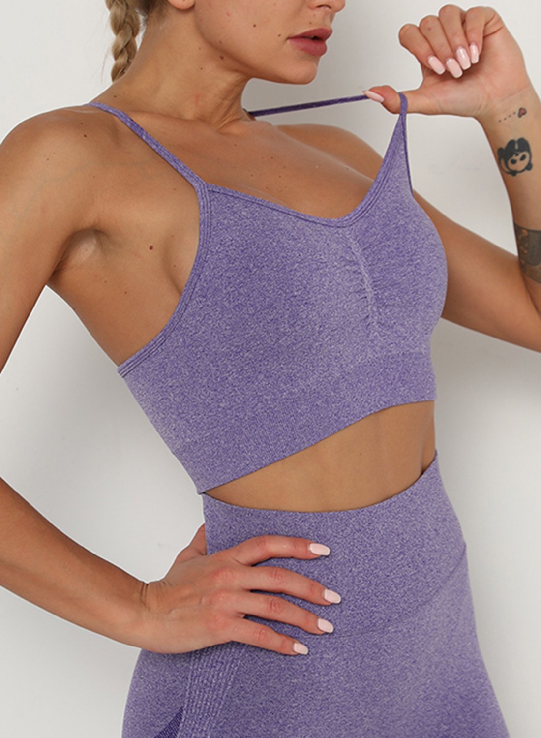 Seamless Low-intensity Exercise Top