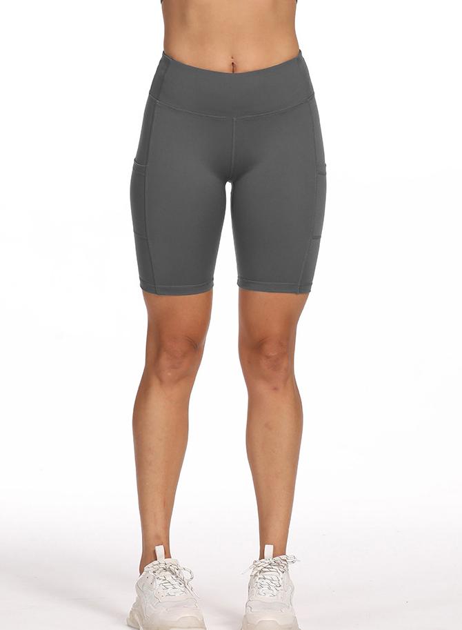 Women Solid Seamless Sports Shorts